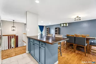 1018 Grassy Hill Rd, Montville, CT 06370 - Photo 12