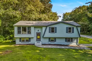 1018 Grassy Hill Rd, Montville, CT 06370 - Photo 2