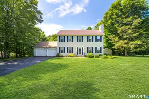 20 Holly Bush Ln, Norwich, CT 06360 - Photo 1