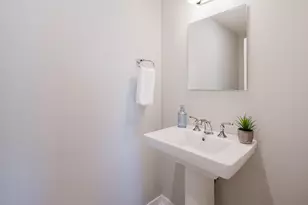 1385 Washington Blvd, Stamford, CT 06902 - Photo 14
