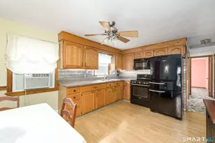1 Cheryl Dr, Enfield, CT 06082 - Photo 6