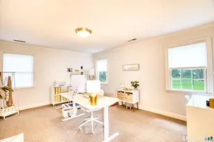 119 Dundee Rd, Stamford, CT 06903 - Photo 12
