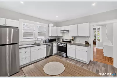 401 Prospect Avenue, West Hartford, CT 06107 - Photo 18