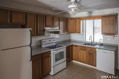 13 Santangelo Terrace #13, Derby, CT 06418 - Photo 2