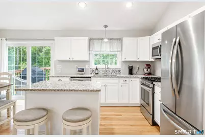 1114 East Lake Road, Montville, CT 06370 - Photo 10