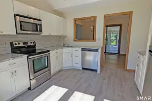 47 Spice Hill Dr, East Hampton, CT 06424 - Photo 12