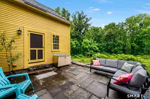 25 Old Turnpike Rd, Mansfield, CT 06268 - Photo 8