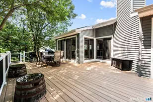 184 Bear Path Rd, Hamden, CT 06514 - Photo 32