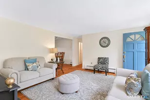 15 Lillian Ave, New Fairfield, CT 06812 - Photo 4