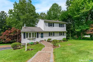 15 Lillian Ave, New Fairfield, CT 06812 - Photo 2