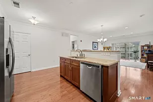 215 Center Meadow Ln, Danbury, CT 06810 - Photo 4