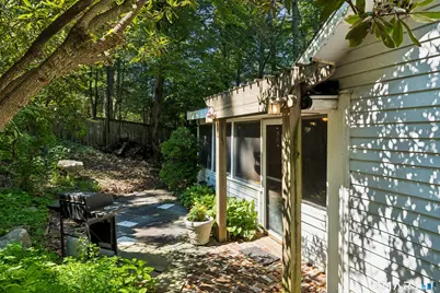 77 Algonquin Trail, Newtown, CT 06482 - Photo 10