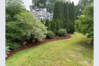 28 Colony Road, West Hartford, CT 06117 - Photo 6