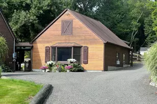1 Twist Hill Ln, Newtown, CT 06470 - Photo 4