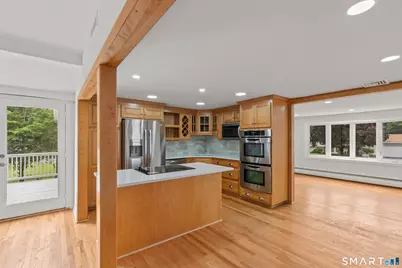 40 Woodside Lane, Plainville, CT 06062 - Photo 12