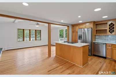 40 Woodside Lane, Plainville, CT 06062 - Photo 8