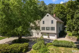 13 Woodchuck Hill Rd, Simsbury, CT 06092 - Photo 2