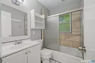 6 Irving Pl, Danbury, CT 06810 - Photo 20
