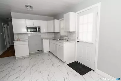 26 Tyler Street #1, New Haven, CT 06519 - Photo 6