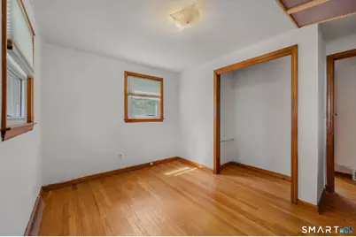 20 Sander Street, New London, CT 06320 - Photo 18