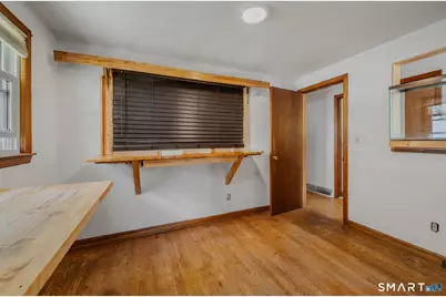 20 Sander Street, New London, CT 06320 - Photo 14