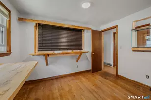 20 Sander St, New London, CT 06320 - Photo 14