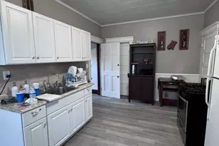 3 Holbrook St, Ansonia, CT 06401 - Photo 4