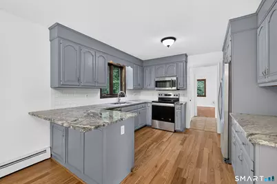 18 Old Parish Drive, South Windsor, CT 06074 - Photo 8