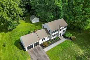 18 Old Parish Dr, South Windsor, CT 06074 - Photo 2