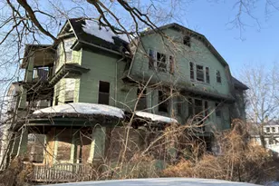 230 Plaza Ave, Waterbury, CT 06710 - Photo 6