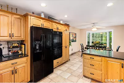 89 West Bank Lane, Stamford, CT 06902 - Photo 4