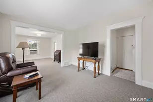 96 Hawthorne Ave, Hamden, CT 06517 - Photo 6