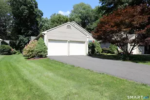 632 Locksmith, Windsor, CT 06095 - Photo 18