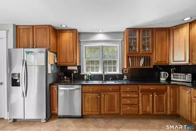 10 Anna Drive, Oxford, CT 06478 - Photo 10