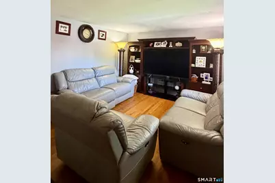 21 Whitman Street, New Britain, CT 06051 - Photo 8