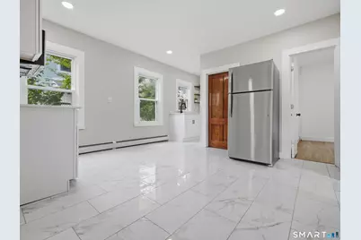 35 Moore Avenue, New London, CT 06320 - Photo 8