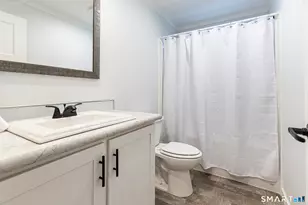 67 Middle Rd, Enfield, CT 06082 - Photo 22