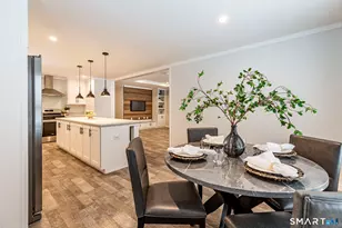 67 Middle Rd, Enfield, CT 06082 - Photo 8