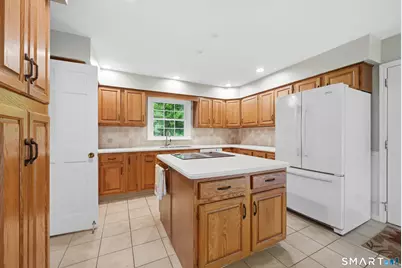 2 Banquo Brae Road, Brookfield, CT 06804 - Photo 10