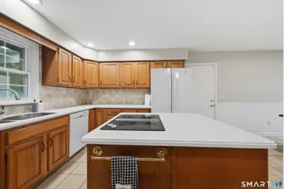 2 Banquo Brae Road, Brookfield, CT 06804 - Photo 10