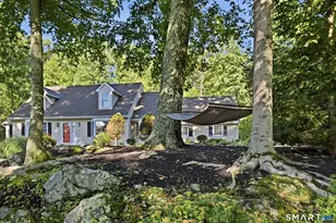 2 Banquo Brae Rd, Brookfield, CT 06804 - Photo 1