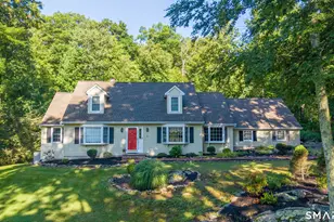 2 Banquo Brae Rd, Brookfield, CT 06804 - Photo 1