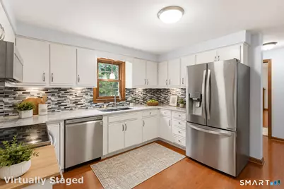 75 Grissom Road, Manchester, CT 06042 - Photo 2