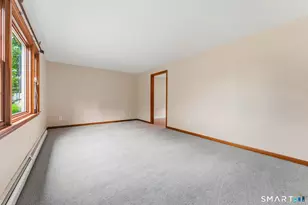 75 Grissom Rd, Manchester, CT 06042 - Photo 12