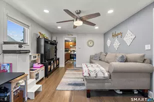 95 Englewood Ave, Bridgeport, CT 06606 - Photo 4
