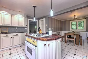409 Dogburn Ln, Orange, CT 06477 - Photo 18