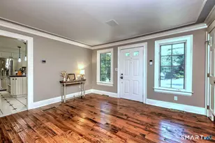 409 Dogburn Ln, Orange, CT 06477 - Photo 8