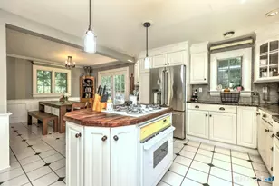 409 Dogburn Ln, Orange, CT 06477 - Photo 20