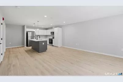 589 Bedford Street #207, Stamford, CT 06901 - Photo 4