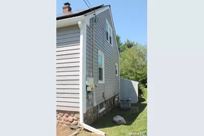 39 Plumb Avenue, Meriden, CT 06450 - Photo 14